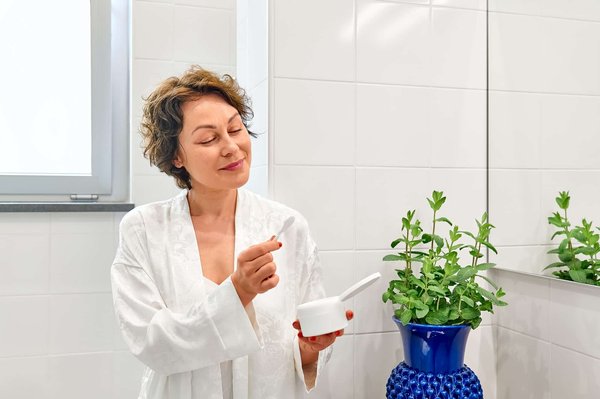 Quel est le meilleur moment pour appliquer un soin hydratant sur le corps?